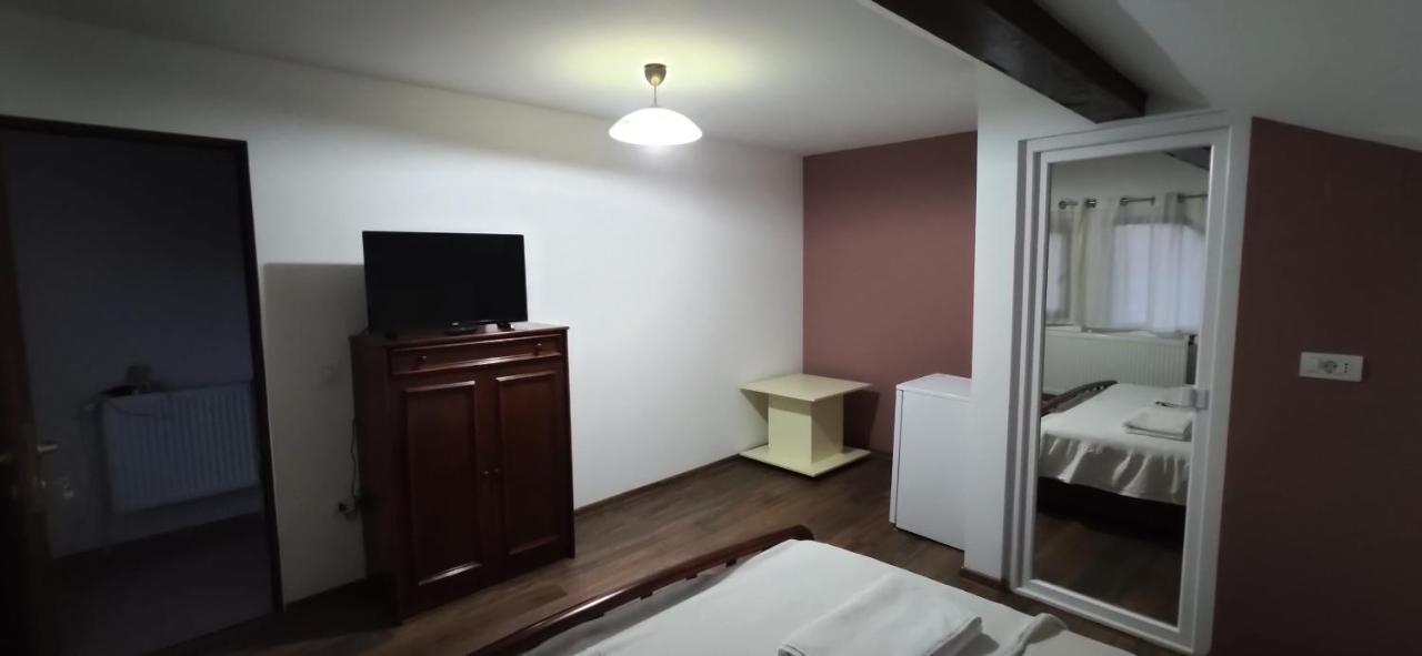 Appartement Casa Orsi à Turda Extérieur photo
